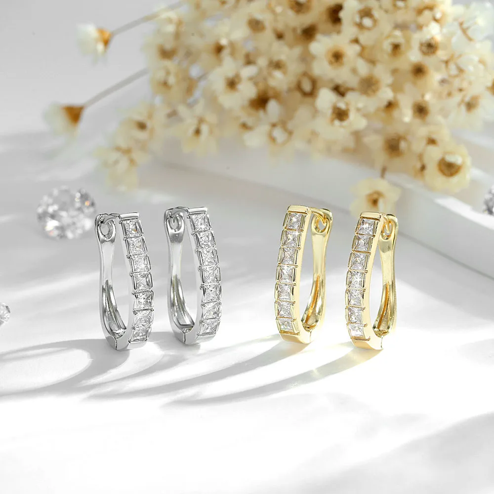 Women's fashionable half earrings, high-end design, versatile, simple, micro-encrusted zircon earrings, exquisite jewelry
Women's fashionable half earrings, high-end design, versatile, simple, micro-encrusted zircon earrings, exquisite jewelry