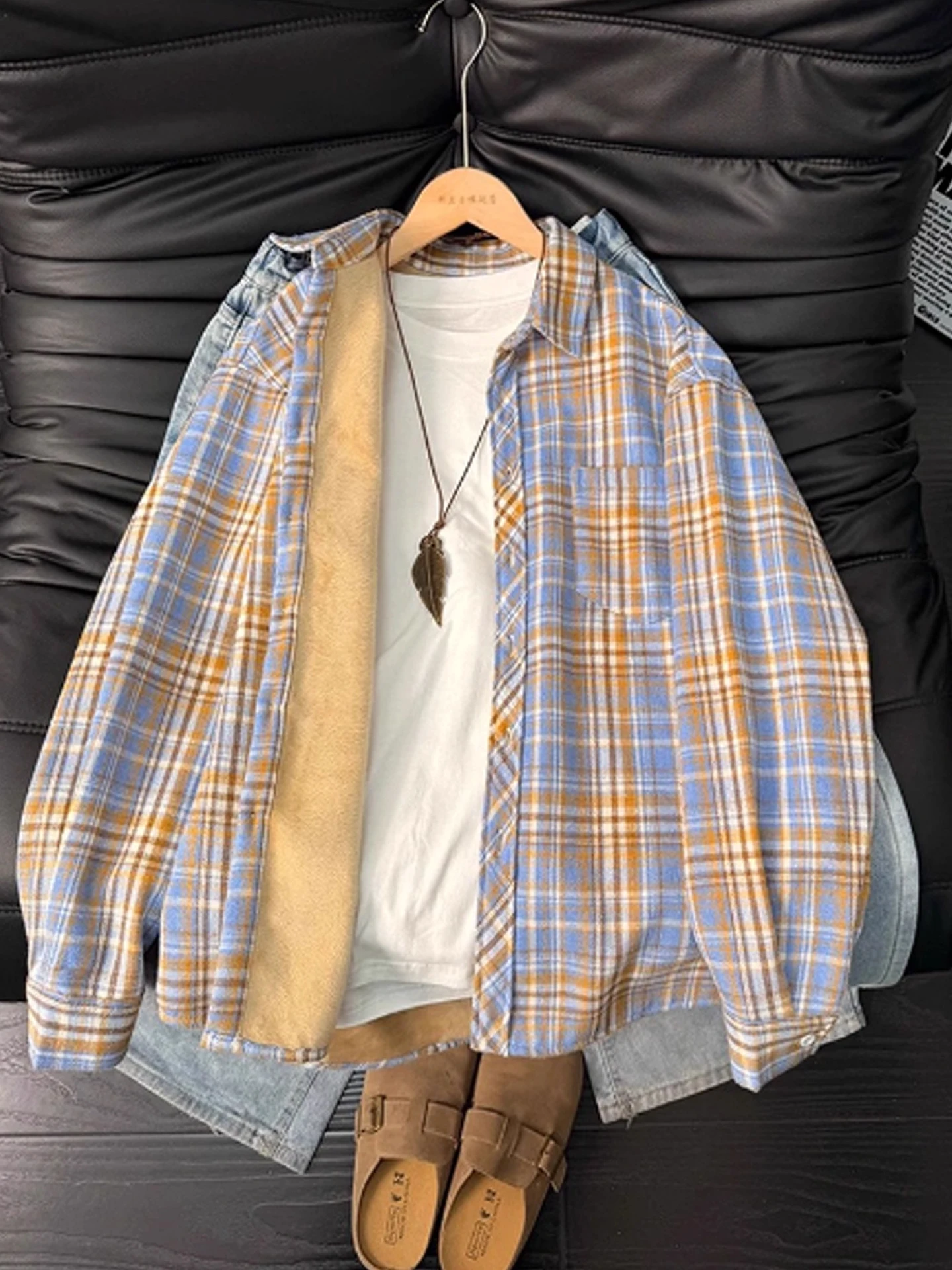 American Retro Plaid Long Sve Men's irt Autumn Winter Thiened Fce Lined Flannel irt Couple's Outerwear Casual Sle
American Retro Plaid Long Sve Men's irt Autumn Winter Thiened Fce Lined Flannel irt Couple's Outerwear Casual Sle