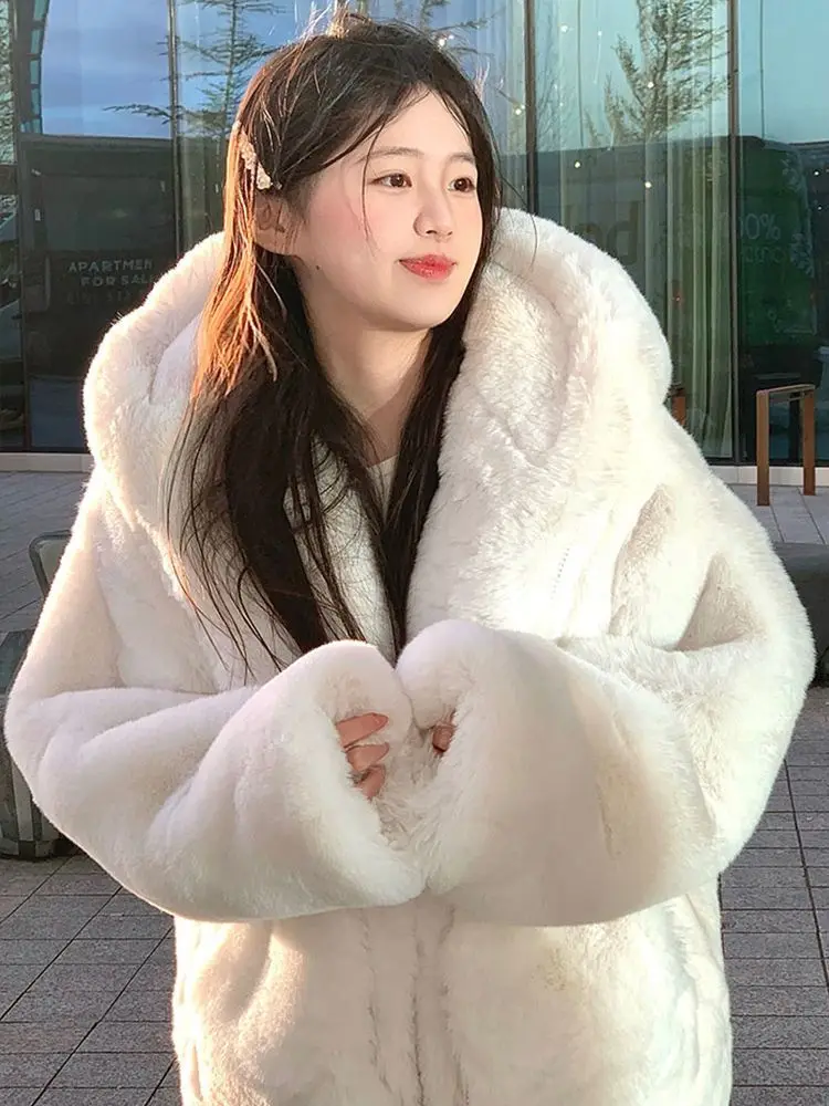 Women Fluffy Coat Winter 2025 New Fashionable Temperament Mid Long Thick Faux Rabbit Fur Eco Puffy Girl Jacket
Women Fluffy Coat Winter 2025 New Fashionable Temperament Mid Long Thick Faux Rabbit Fur Eco Puffy Girl Jacket