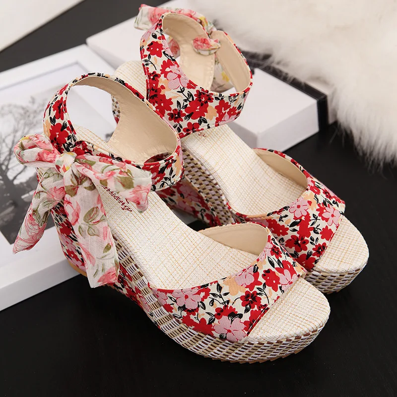 Bohemian Style Thick Heel Sandals High Heels Fish Mouth Women Sandals Platform Flowers Ribbon Beach Shoes Sandalias De Mujer
Bohemian Style Thick Heel Sandals High Heels Fish Mouth Women Sandals Platform Flowers Ribbon Beach Shoes Sandalias De Mujer