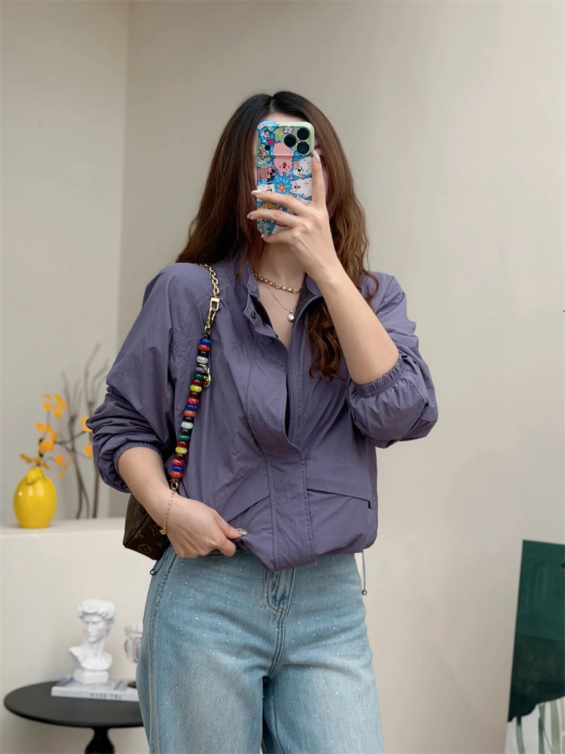 Lightweight Outdoor Women's Jacket Double Layer Windproof Breathable Spring Loose Fit Zipper Closure Nylon Casual Style
Lightweight Outdoor Women's Jacket Double Layer Windproof Breathable Spring Loose Fit Zipper Closure Nylon Casual Style