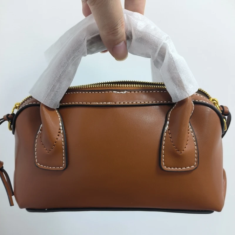 Designer Wide Shoulder Strap Crossbody Bowling Bag,Women Chic Boston Sling Bag,High-Quality Women's Women Handbag,Black/Brown
Designer Wide Shoulder Strap Crossbody Bowling Bag,Women Chic Boston Sling Bag,High-Quality Women's Women Handbag,Black/Brown
