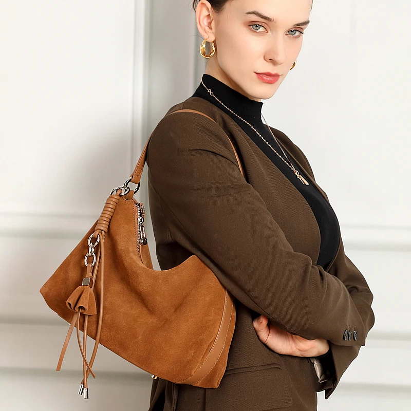 Luxury Designer Women's Bag New Suede Split Leather Shoulder Bag Women Fashion Cow Leather Crossbody Bags Female Handbag
Luxury Designer Women's Bag New Suede Split Leather Shoulder Bag Women Fashion Cow Leather Crossbody Bags Female Handbag