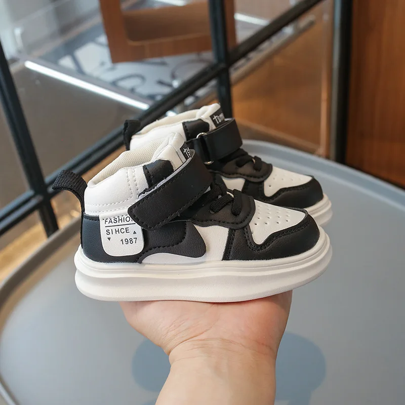Style Toddlers Casual Sneakers Child PU Leather Sports Shoes Boys Girls Non-Slip Skate Shoes Kids Thick-Soled Vulcanized Shoes
Style Toddlers Casual Sneakers Child PU Leather Sports Shoes Boys Girls Non-Slip Skate Shoes Kids Thick-Soled Vulcanized Shoes