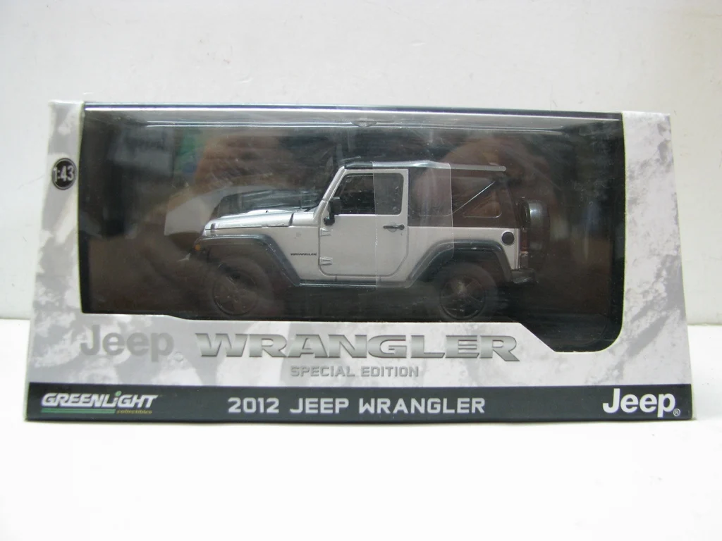 Литой под давлением масштаб 1:43, GreenLight Jeep Wrangler, специальное издание, 2012, модель автомобиля из сплава, коллекционная игрушка, подарок, сувенир, украшение для дисплея
Литой под давлением масштаб 1:43, GreenLight Jeep Wrangler, специальное издание, 2012, модель автомобиля из сплава, коллекционная игрушка, подарок, сувенир, украшение для дисплея