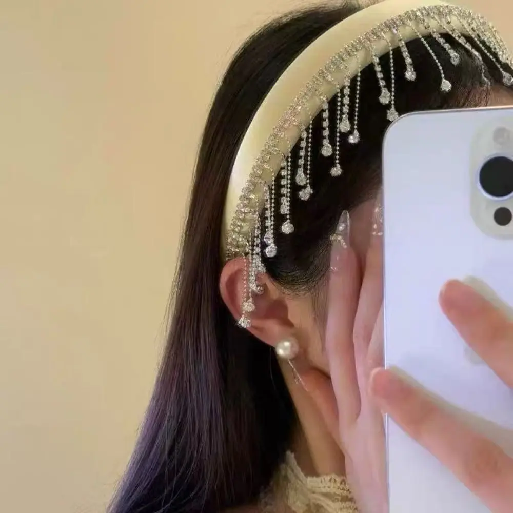 Sweet New Chinese Style Tassel Hair Band Cloth Headwear Rhinestone Headband Hair Clip Crystal Ethnic Style Hair Hoop Headwear
Sweet New Chinese Style Tassel Hair Band Cloth Headwear Rhinestone Headband Hair Clip Crystal Ethnic Style Hair Hoop Headwear
