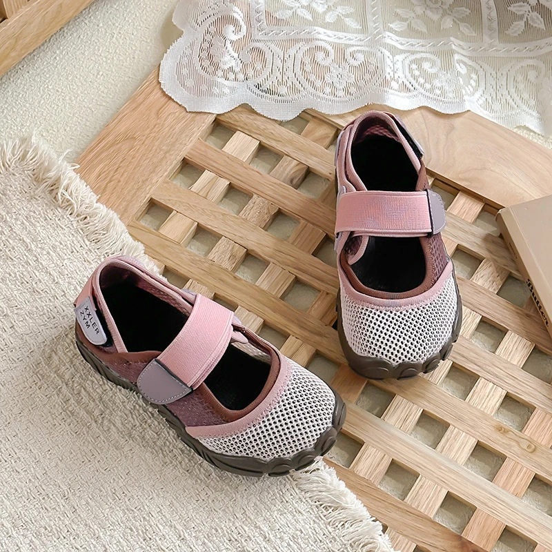 Kids Indoor Shoes for Kindergarten Non-Slip Mesh Sneakers with Hook and Loop Soft Sole Toddler Casual Shoes for School & Home
Kids Indoor Shoes for Kindergarten Non-Slip Mesh Sneakers with Hook and Loop Soft Sole Toddler Casual Shoes for School & Home