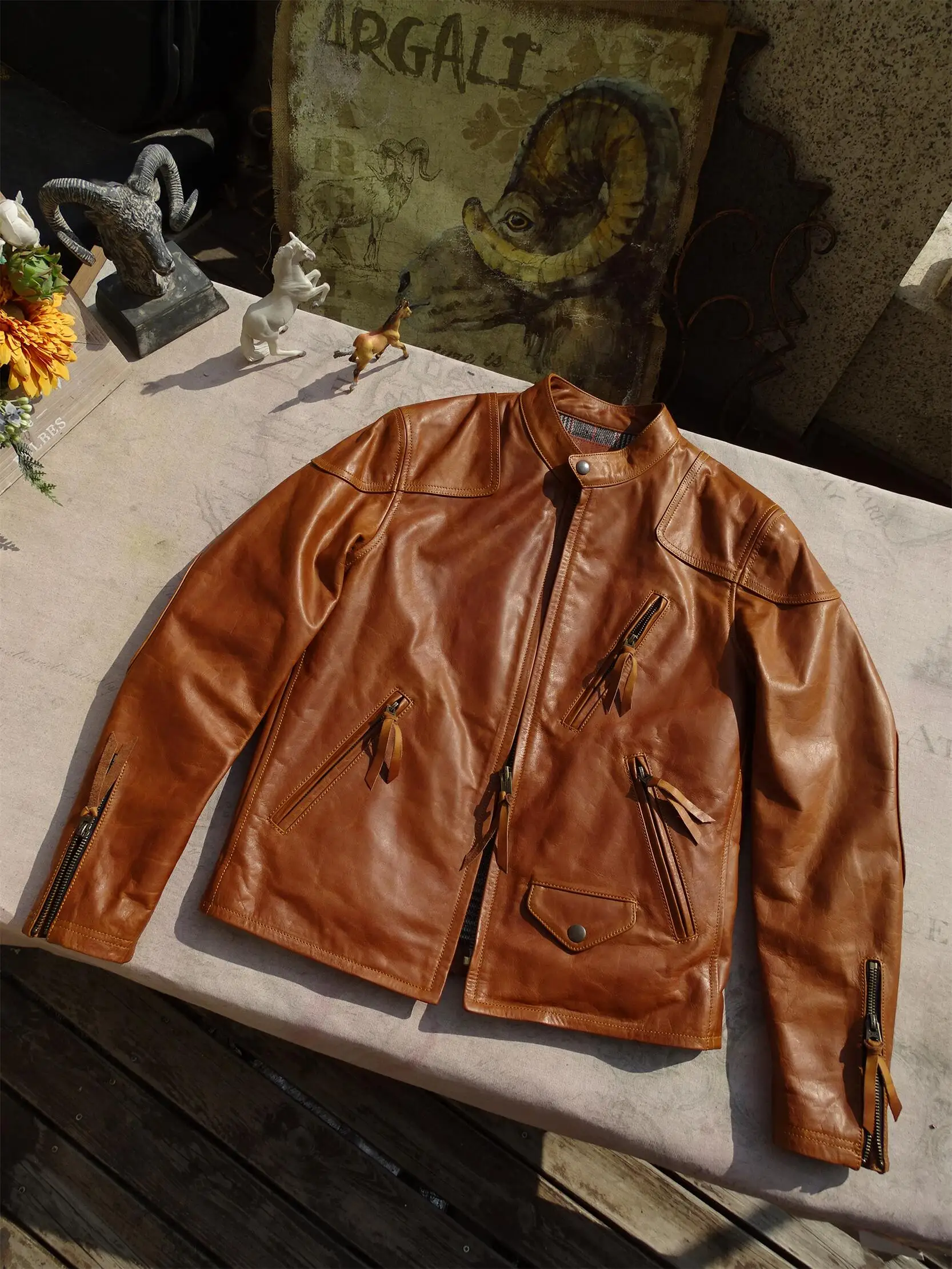 Восковая кожаная куртка Vm, мужская модная городская куртка, молодежное повседневное пальто с застежкой-молнией, японский ретро Sle
Восковая кожаная куртка Vm, мужская модная городская куртка, молодежное повседневное пальто с застежкой-молнией, японский ретро Sle