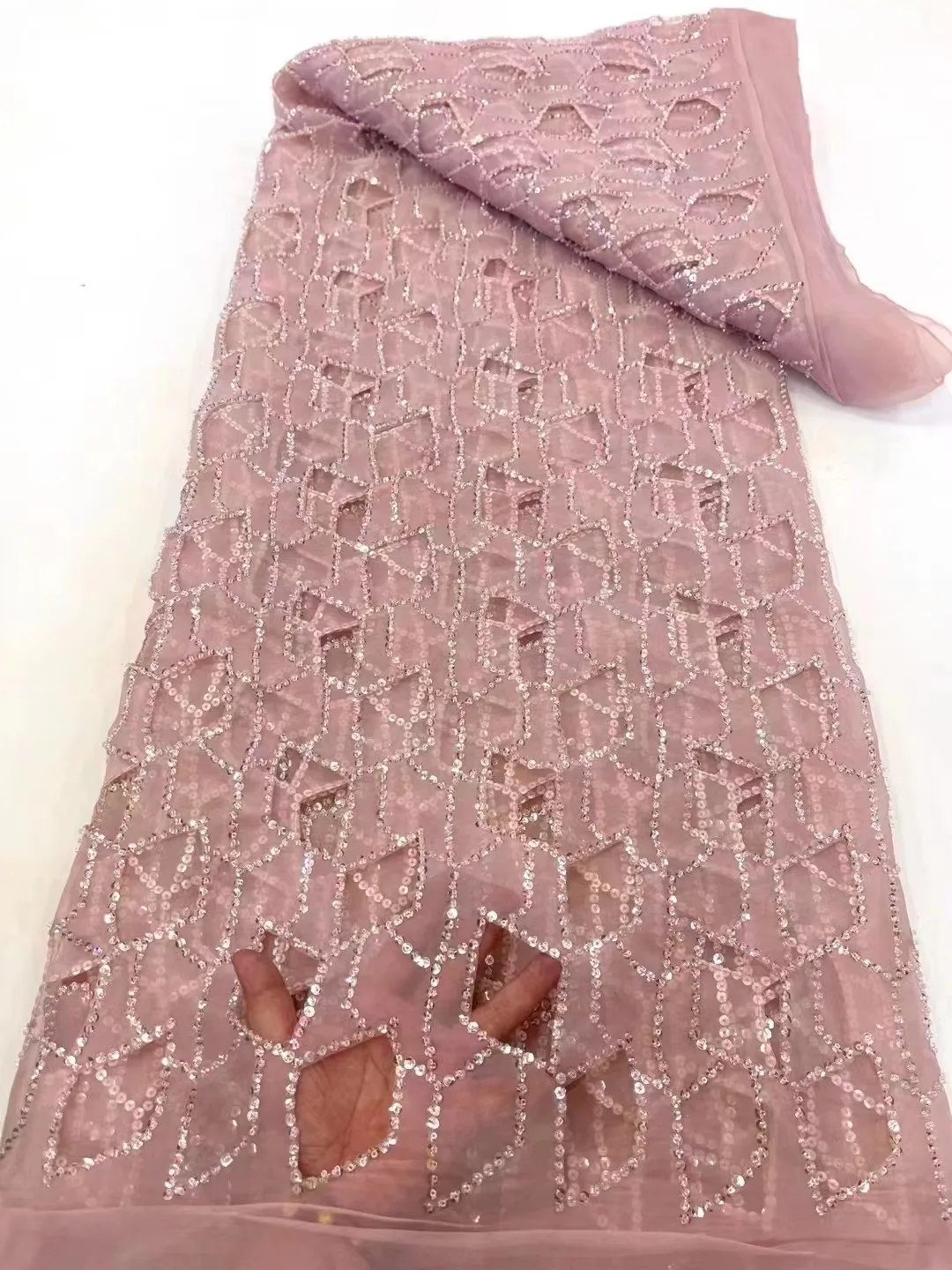 African Lace Fabric blue Sequins Beaded Embroidery Groom Nigerian Bridal High Quality French Tulle Lace Fabric For Wedding Party
African Lace Fabric blue Sequins Beaded Embroidery Groom Nigerian Bridal High Quality French Tulle Lace Fabric For Wedding Party