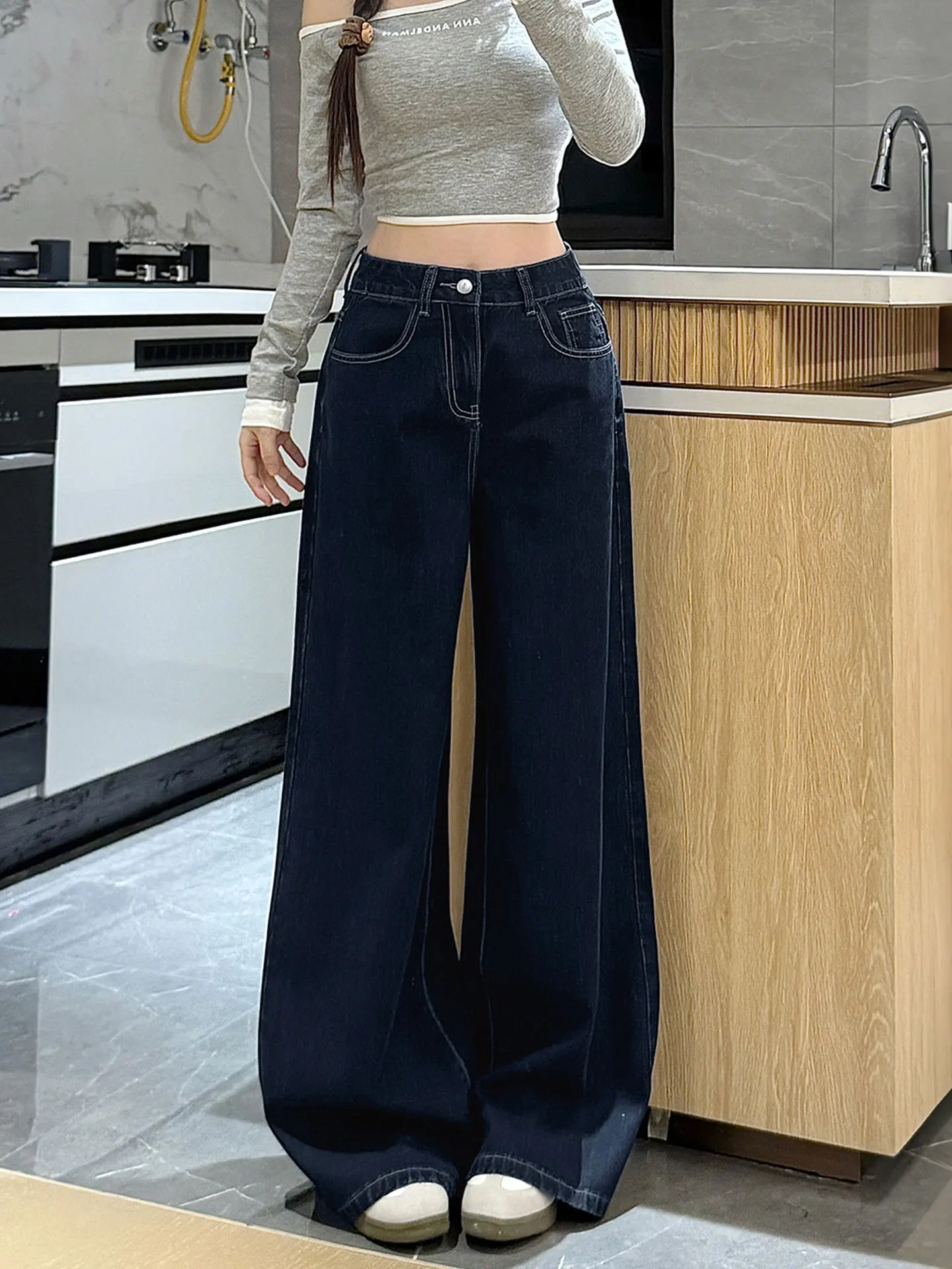High Waist Wide Leg Jeans Women's Loose Fit Straight Leg Long Pants Spring Autumn New Style Casual Comfortable Loose Feeling
High Waist Wide Leg Jeans Women's Loose Fit Straight Leg Long Pants Spring Autumn New Style Casual Comfortable Loose Feeling