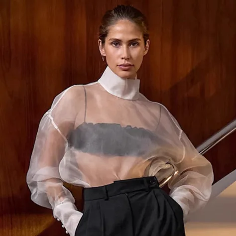 Сексуальная женская новинка See-tough Me Long Sve irt, трансграничная мода из искусственного материала с высоким воротником, цвет для поездок на работу
Сексуальная женская новинка See-tough Me Long Sve irt, трансграничная мода из искусственного материала с высоким воротником, цвет для поездок на работу