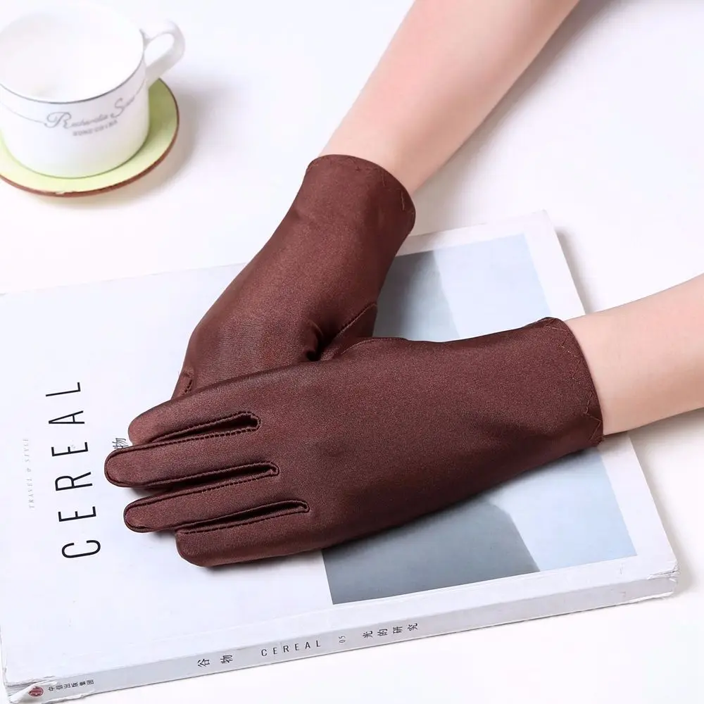 Перчатки из спандекса с перламутровым эффектом, защита от ультрафиолета, перчатки для вождения, перчатки для занятий спортом на открытом воздухе, женские перчатки
Перчатки из спандекса с перламутровым эффектом, защита от ультрафиолета, перчатки для вождения, перчатки для занятий спортом на открытом воздухе, женские перчатки