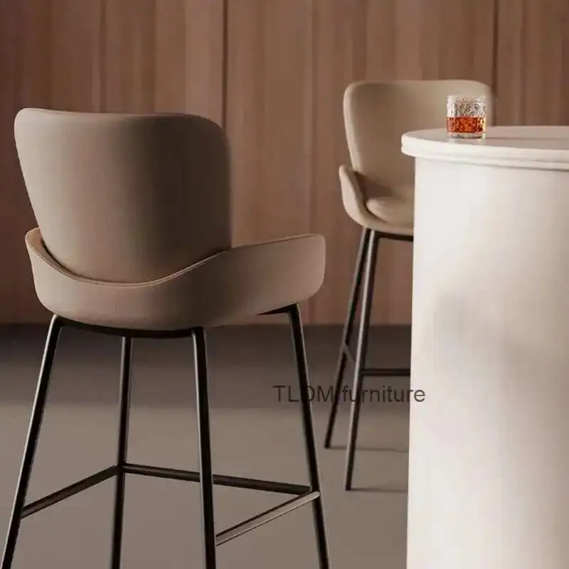 Living Quality Minimalist Stool Comfy Cushion Bar Room Bar Chairs High Luxury Simple Modern Barkrukken Premium Hotel Furniture
Living Quality Minimalist Stool Comfy Cushion Bar Room Bar Chairs High Luxury Simple Modern Barkrukken Premium Hotel Furniture