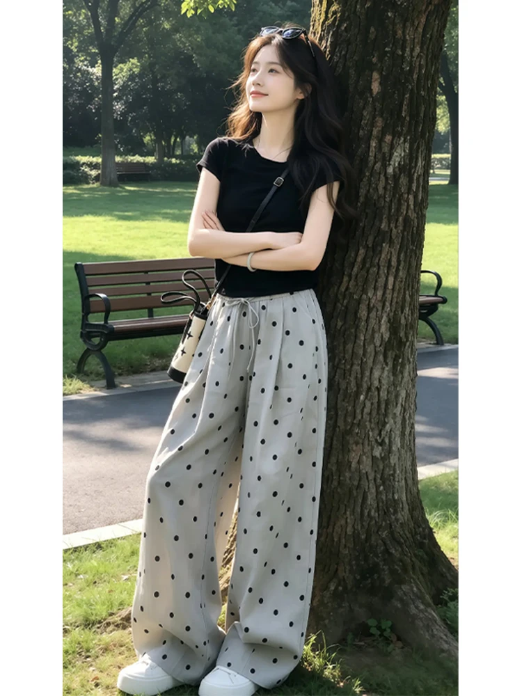 Comfortable Korean Style Women's Summer New Arrival Short Sleeve T-Shirt Wide Leg Pants Fashionable Two-Piece Set Casual Wear
Comfortable Korean Style Women's Summer New Arrival Short Sleeve T-Shirt Wide Leg Pants Fashionable Two-Piece Set Casual Wear