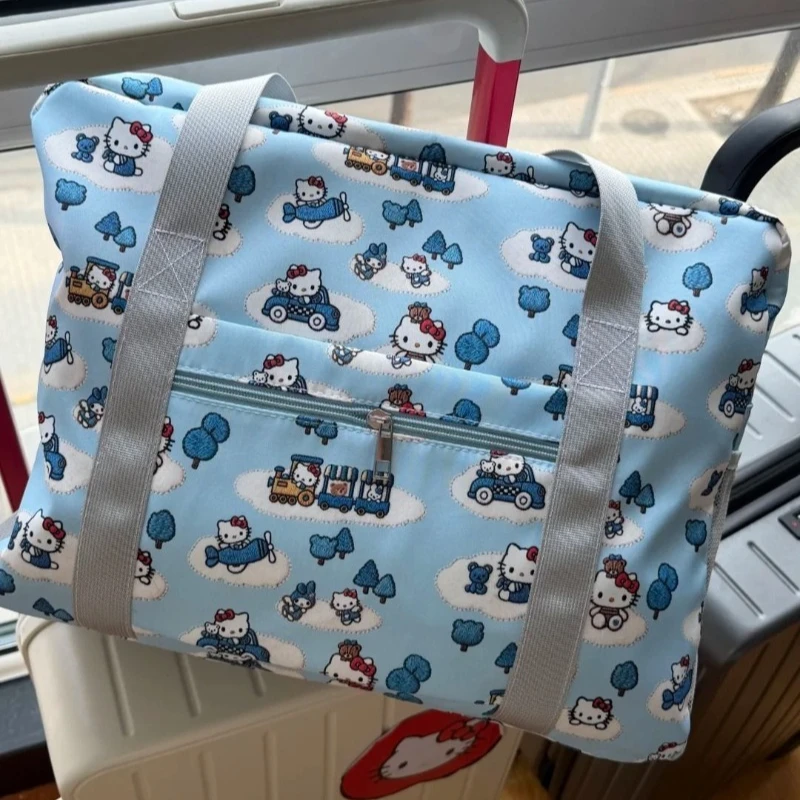 Anime Sanrio HelloKitty Travel Bag Cute Cartoon Duffle Bag Portable Fitness Bag Can Be Sleeved on Luggage Kawaii Lovely 2026 New
Anime Sanrio HelloKitty Travel Bag Cute Cartoon Duffle Bag Portable Fitness Bag Can Be Sleeved on Luggage Kawaii Lovely 2026 New
