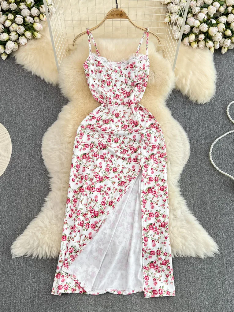 Foamlina Summer Women Sweet Floral Dress Elegant Eyelash Lace Spliced V Neck Spaghetti Strap Sleeveless Slim Split Midi Dress
Foamlina Summer Women Sweet Floral Dress Elegant Eyelash Lace Spliced V Neck Spaghetti Strap Sleeveless Slim Split Midi Dress
