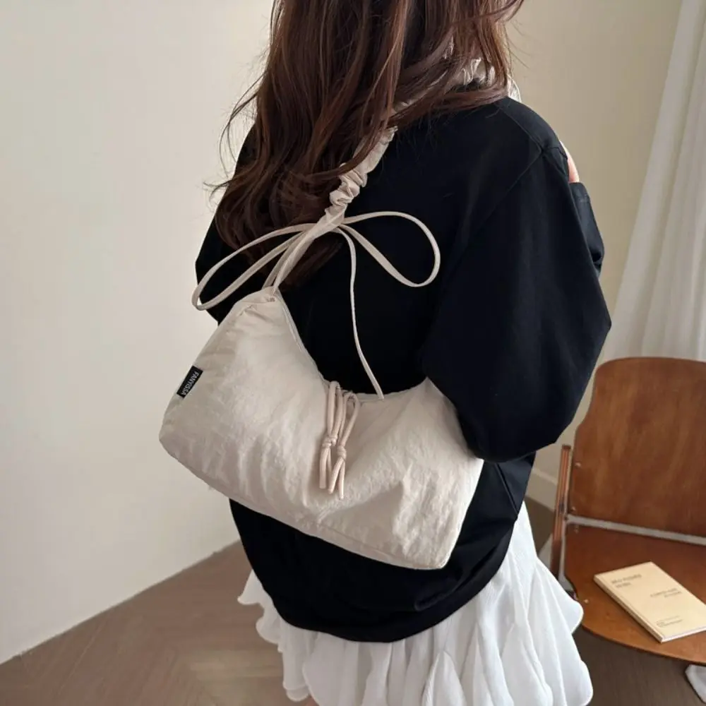Korean Lightweight Pleated Dumpling Bag Nylon Large Capacity Drawstring Bag Versatile Casual Women's Shoulder Bag Handbag
Korean Lightweight Pleated Dumpling Bag Nylon Large Capacity Drawstring Bag Versatile Casual Women's Shoulder Bag Handbag