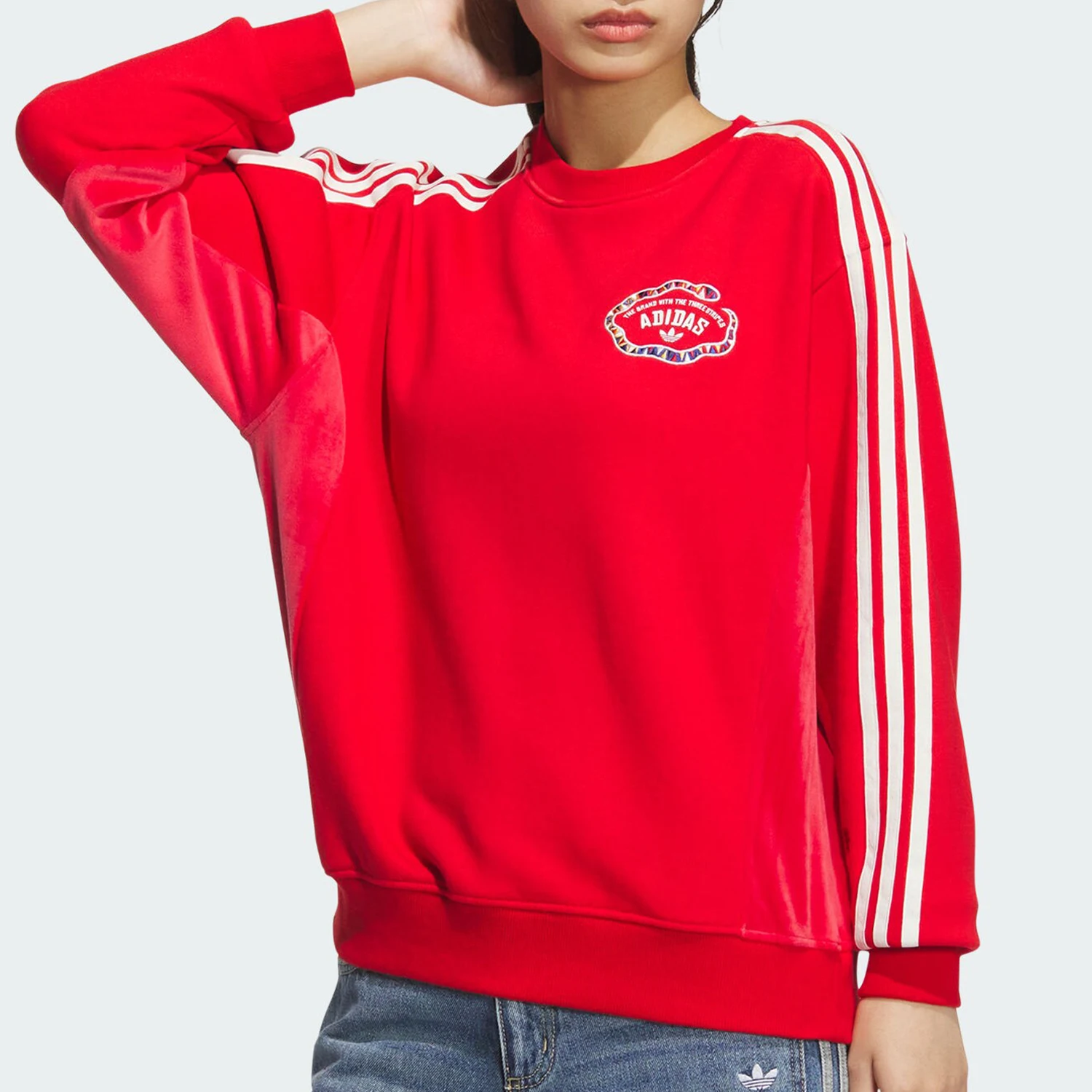 Adidas Official Authentic Three Stripes Women's Fashion Trendy Pullover JL8424
Adidas Official Authentic Three Stripes Women's Fashion Trendy Pullover JL8424
