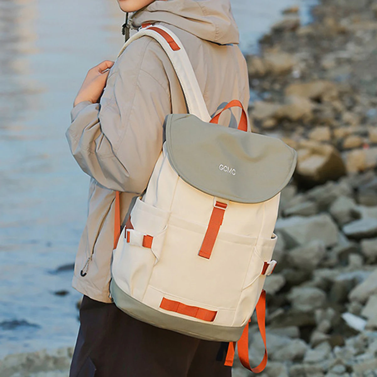New Style Backpack for Men and Women, Suitable for Junior High School Students, High School Students, and College Students; Lightweight, Large-Capacity Travel Backpack for Sports and Commuting
New Style Backpack for Men and Women, Suitable for Junior High School Students, High School Students, and College Students; Lightweight, Large-Capacity Travel Backpack for Sports and Commuting