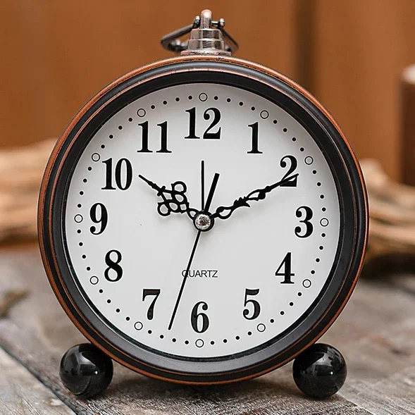 Retro Alarm Clock Battery Operated Vintage 5.3-Inch Table Clock Non-Ticking Bedroom Decor for Home Bedroom Decor Clock
Retro Alarm Clock Battery Operated Vintage 5.3-Inch Table Clock Non-Ticking Bedroom Decor for Home Bedroom Decor Clock