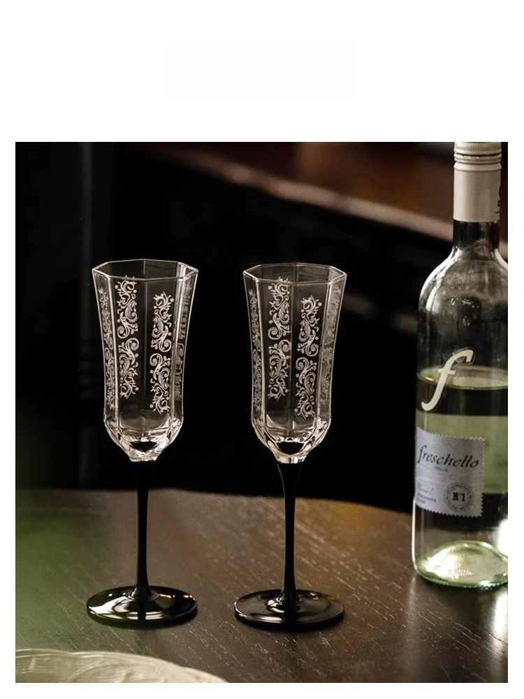 U Mi LIVING Bla Swan Luxury Mid-Century Glass Champagne Cup Wine Glass Crystal Material French Sle Retro Element
U Mi LIVING Bla Swan Luxury Mid-Century Glass Champagne Cup Wine Glass Crystal Material French Sle Retro Element