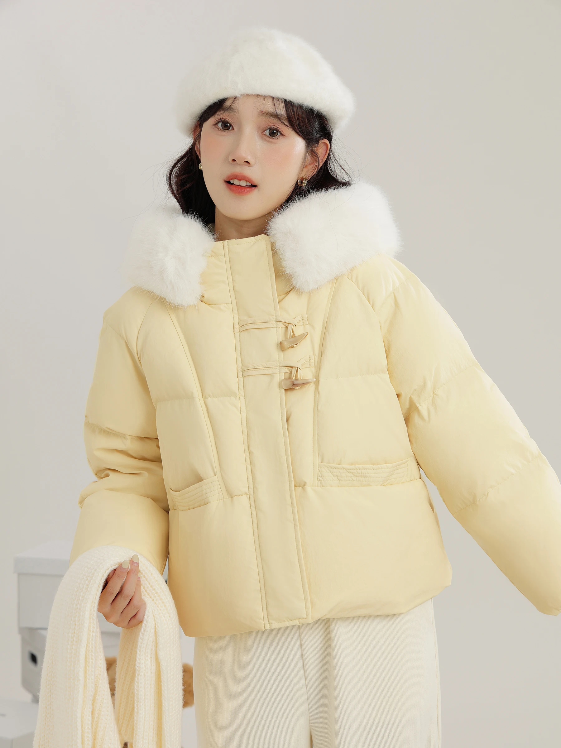 ort Thiened Cotton Jaet for Women Lingjiu 2023 New Winter Coat with Big Fur Collar Sweet Sle Small Size Coat
ort Thiened Cotton Jaet for Women Lingjiu 2023 New Winter Coat with Big Fur Collar Sweet Sle Small Size Coat