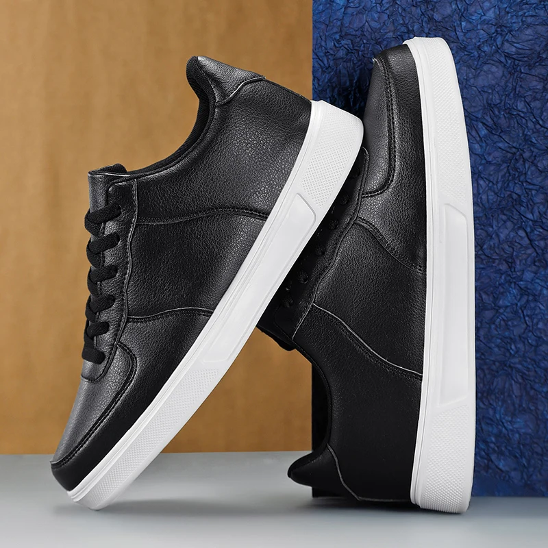 Classic Leather Men Skateboarding Shoes Outdoor Casual Sneakers Sports Shoes Men Comfortable Flat Slip-on Black Shoes For Couple
Classic Leather Men Skateboarding Shoes Outdoor Casual Sneakers Sports Shoes Men Comfortable Flat Slip-on Black Shoes For Couple