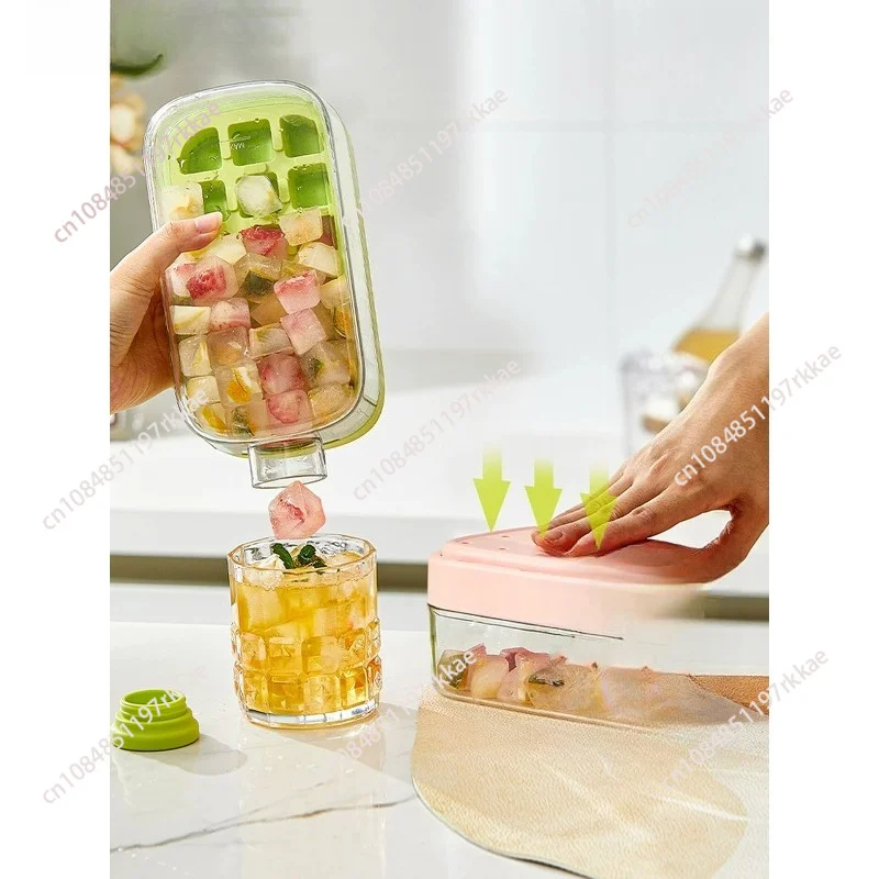 New 2-in-1 Ice Grid Curling Ice Cube Mold Food Grade Creative Pressing Ice Making Mold Portable Travel Kettle Kitchen Tools
New 2-in-1 Ice Grid Curling Ice Cube Mold Food Grade Creative Pressing Ice Making Mold Portable Travel Kettle Kitchen Tools