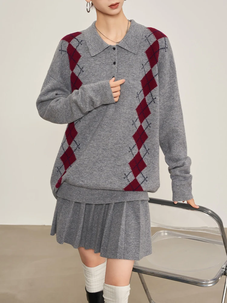 Женский свободный вязаный свитер с воротником поло, узором аргайл, длинными рукавами, повседневный зимний вязаный топ
Женский свободный вязаный свитер с воротником поло, узором аргайл, длинными рукавами, повседневный зимний вязаный топ