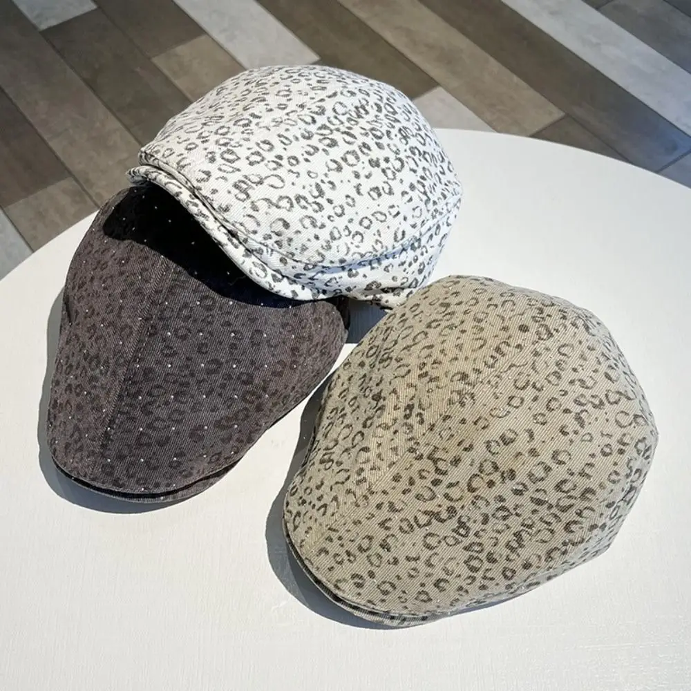 Classic Rhinestone Decoration Newsboy Cap Flat Cap Vintage Vintage Beret Leopard Print Casual Beret Casual Wear
Classic Rhinestone Decoration Newsboy Cap Flat Cap Vintage Vintage Beret Leopard Print Casual Beret Casual Wear