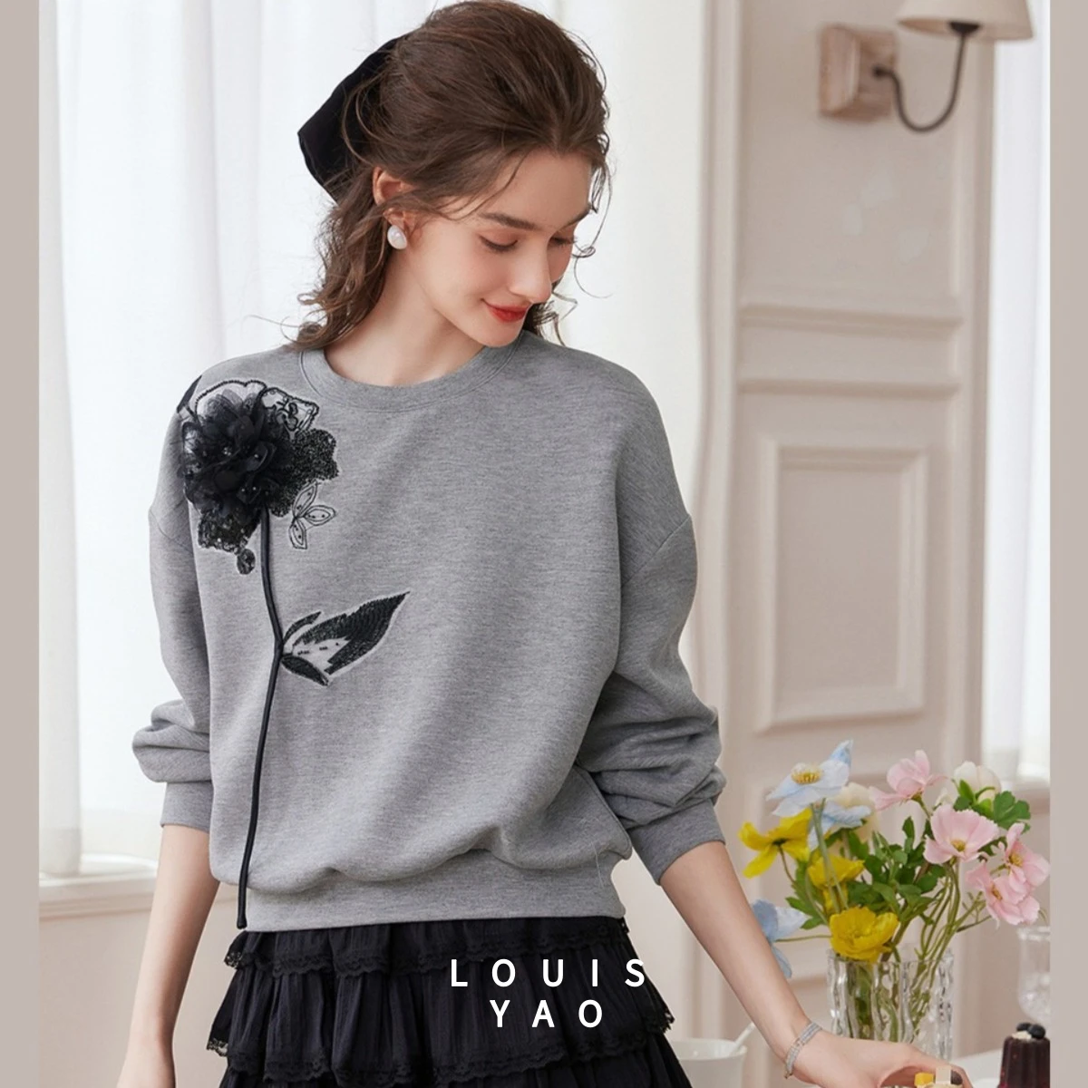 LOUISYAO 2026 Spring Women's Sweatshirt Sweet Floral Decor Drop Shoulder Slight Stretch Casual Elegant Daily Pullover Tops
LOUISYAO 2026 Spring Women's Sweatshirt Sweet Floral Decor Drop Shoulder Slight Stretch Casual Elegant Daily Pullover Tops