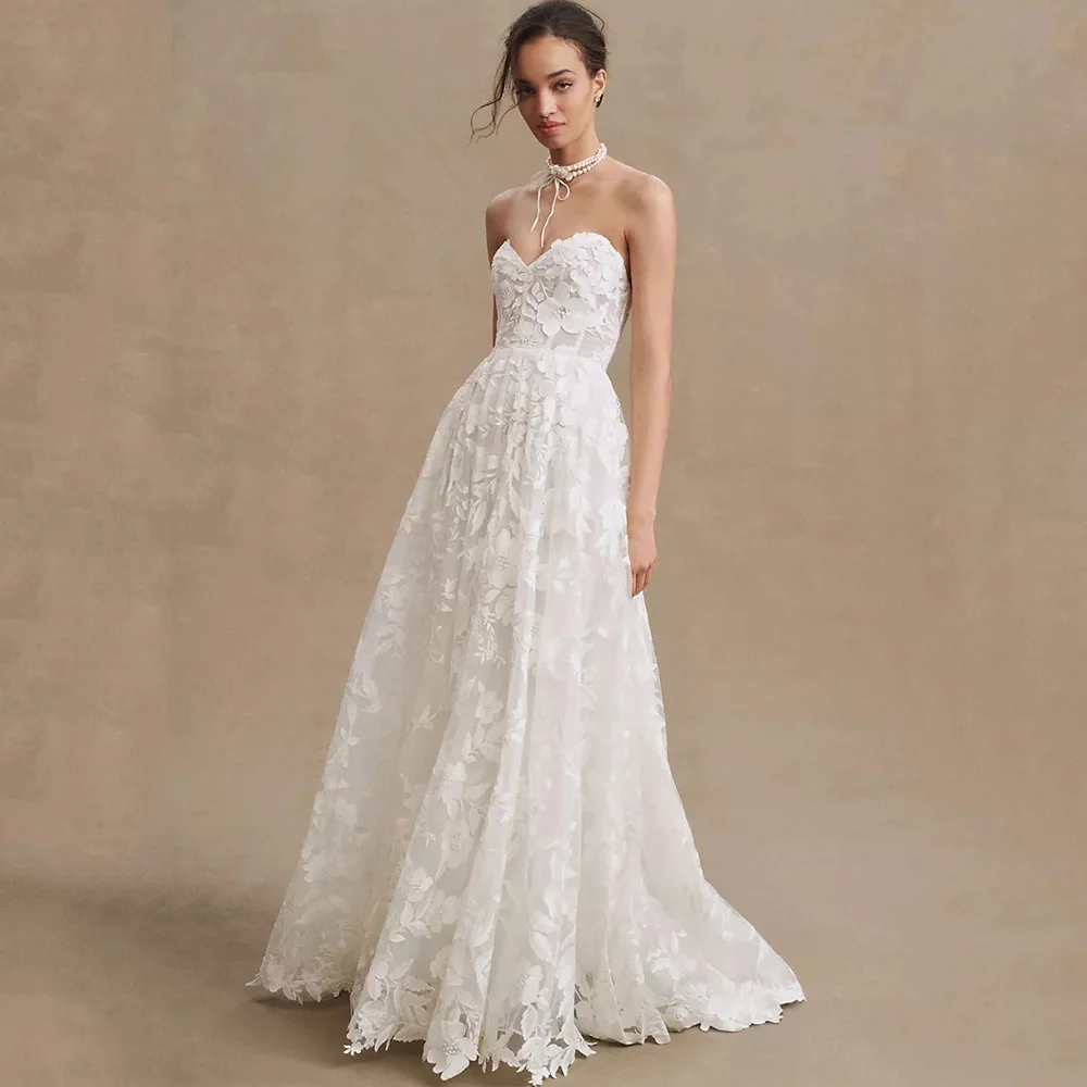 Exquisite Sweetheart Strapless Wedding Dress Lace Applique Sexy Customized A-Line Floor Length with Sweep Train Bridal Gown
Exquisite Sweetheart Strapless Wedding Dress Lace Applique Sexy Customized A-Line Floor Length with Sweep Train Bridal Gown