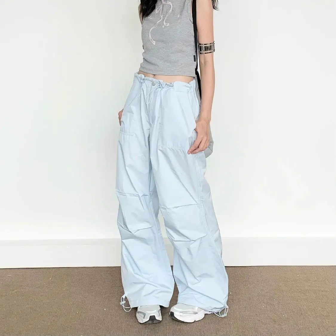 American Retro Vintage Casual Pants for Women in Summer High Waist Trousers Adjustable Slimming Loose Trousers
American Retro Vintage Casual Pants for Women in Summer High Waist Trousers Adjustable Slimming Loose Trousers