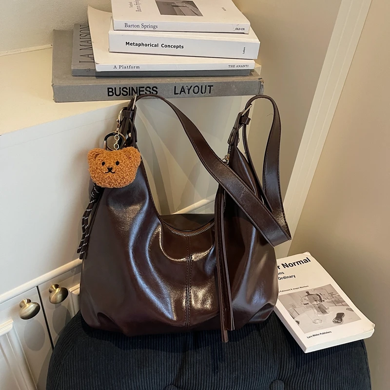 (Exclusive pending accessories) Women's new trendy crossbody bag, shoulder bag, fashionable and versatile crescent bag
(Exclusive pending accessories) Women's new trendy crossbody bag, shoulder bag, fashionable and versatile crescent bag