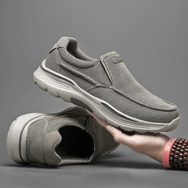 Casual Shoes for Men Canvas Breathable Loafers Men Comfortable Outdoor Walking Shoes High Quality Men Sneakers Large Size 39-48
Casual Shoes for Men Canvas Breathable Loafers Men Comfortable Outdoor Walking Shoes High Quality Men Sneakers Large Size 39-48