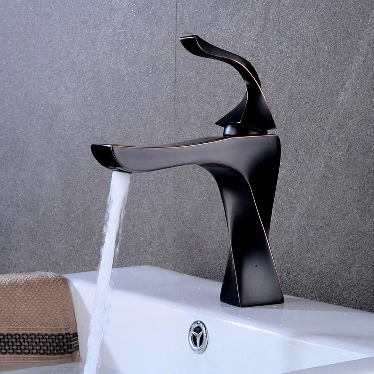 New Design Basin Faucet Black and Chrome Bathroom Sink Faucet Single Handle Basin Taps Deck Wash Hot Cold Mixer Tap Crane
New Design Basin Faucet Black and Chrome Bathroom Sink Faucet Single Handle Basin Taps Deck Wash Hot Cold Mixer Tap Crane
