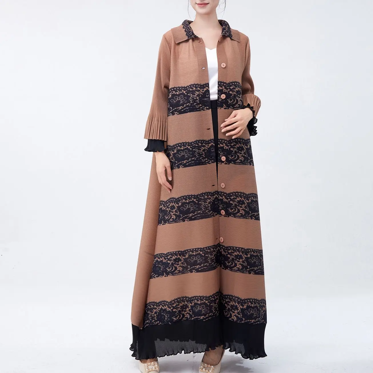 KAF Women Luxury Trench Coat Lapel Long Sleeve Colour Block Single Breasted Loose Large Size Design Fashion Female Abaya
KAF Women Luxury Trench Coat Lapel Long Sleeve Colour Block Single Breasted Loose Large Size Design Fashion Female Abaya