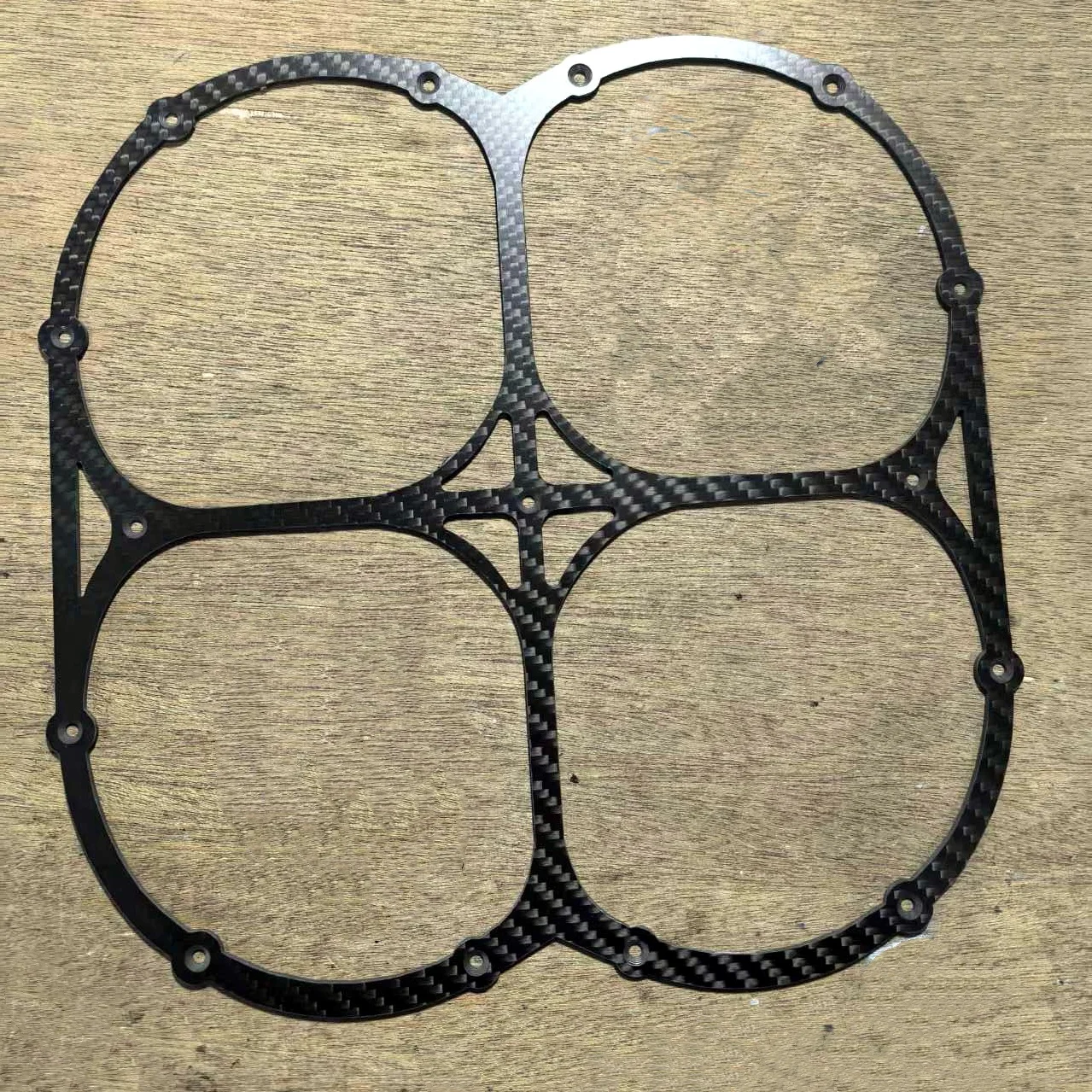 Индивидуальная листовая пластина из углеродного волокна, обработка резки с ЧПУ, гравировка, резьба по дереву, часть самолета, глянцевая матовая саржа, простая гравировка 
Индивидуальная листовая пластина из углеродного волокна, обработка резки с ЧПУ, гравировка, резьба по дереву, часть самолета, глянцевая матовая саржа, простая гравировка