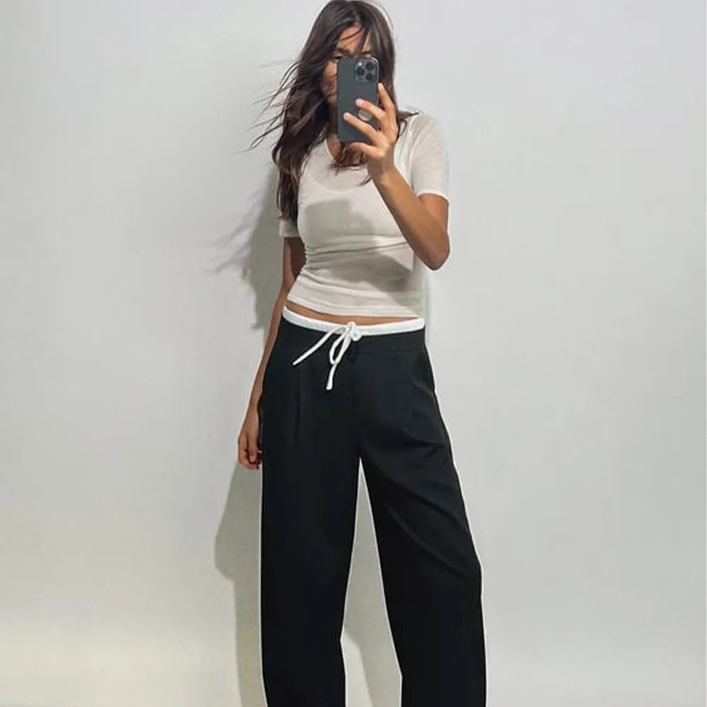 Autumn 2024 new women's fashion casual slim Joker loose commuter high waist double waist wide leg pants.
Autumn 2024 new women's fashion casual slim Joker loose commuter high waist double waist wide leg pants.