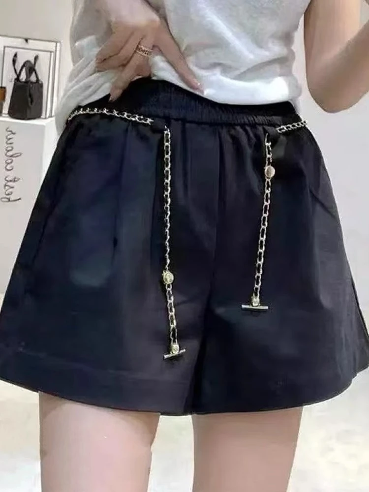 Women Casual Shorts Summer High Waist Fashion Chain Wide Leg Short Pants Loose Solid Color Elastic High Street Female Hotpants
Women Casual Shorts Summer High Waist Fashion Chain Wide Leg Short Pants Loose Solid Color Elastic High Street Female Hotpants