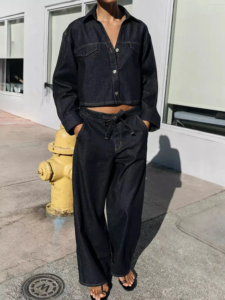 Spring 2026 Women's Loose High Waist Denim Shirt Casual Style Long Sleeve Button Closure Short Coat New Arrival
Spring 2026 Women's Loose High Waist Denim Shirt Casual Style Long Sleeve Button Closure Short Coat New Arrival