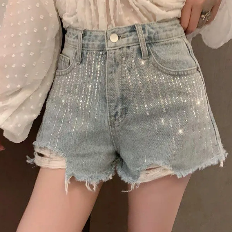 2026 Summer Women Short Pants High Waist Jeans Hole Shorts Women Stretch Distressed Washed Diamonds Streetwear Straight Denims
2026 Summer Women Short Pants High Waist Jeans Hole Shorts Women Stretch Distressed Washed Diamonds Streetwear Straight Denims