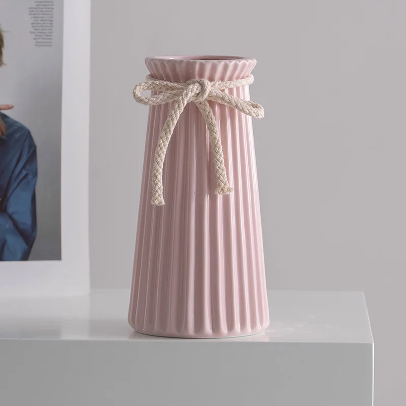 Ceramic dried flower vase - Pink gradient -Nordic style Water-grown home flower arrangement decorative piece - Flower contain
Ceramic dried flower vase - Pink gradient -Nordic style Water-grown home flower arrangement decorative piece - Flower contain