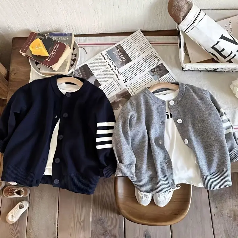 2023 Spring and Autumn Boys and Girls Knitted Sweater Casual Single-Breasted round Neck Cardigan Baby's Top Coat New
2023 Spring and Autumn Boys and Girls Knitted Sweater Casual Single-Breasted round Neck Cardigan Baby's Top Coat New