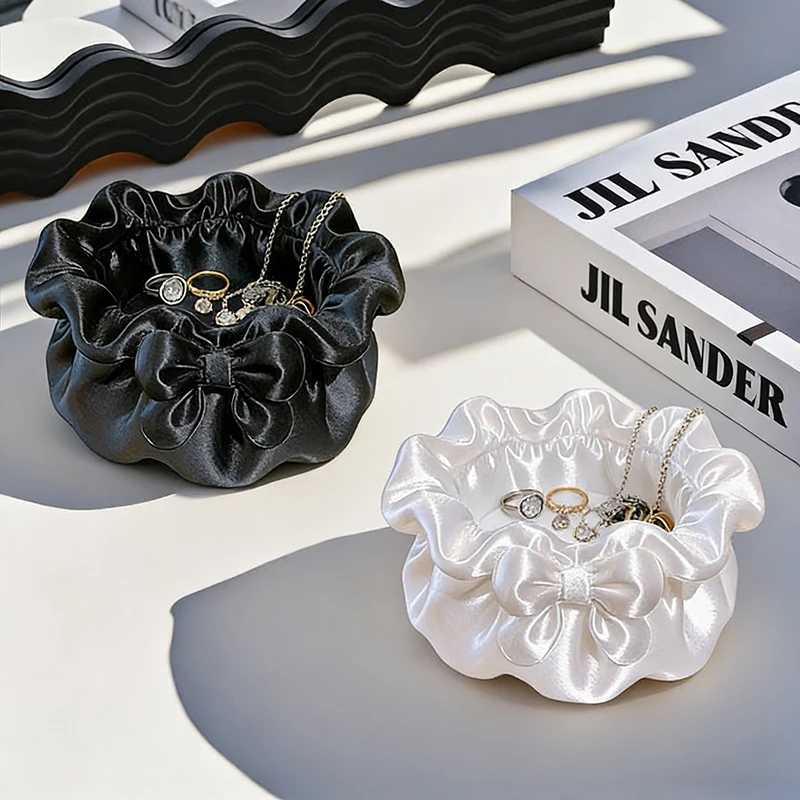 Modern 3D Printed Cosmetic Jewelry Tray Multi-purpose Desktop Storage Box Home Room Table Organizer Desk Decor Ornament
Modern 3D Printed Cosmetic Jewelry Tray Multi-purpose Desktop Storage Box Home Room Table Organizer Desk Decor Ornament