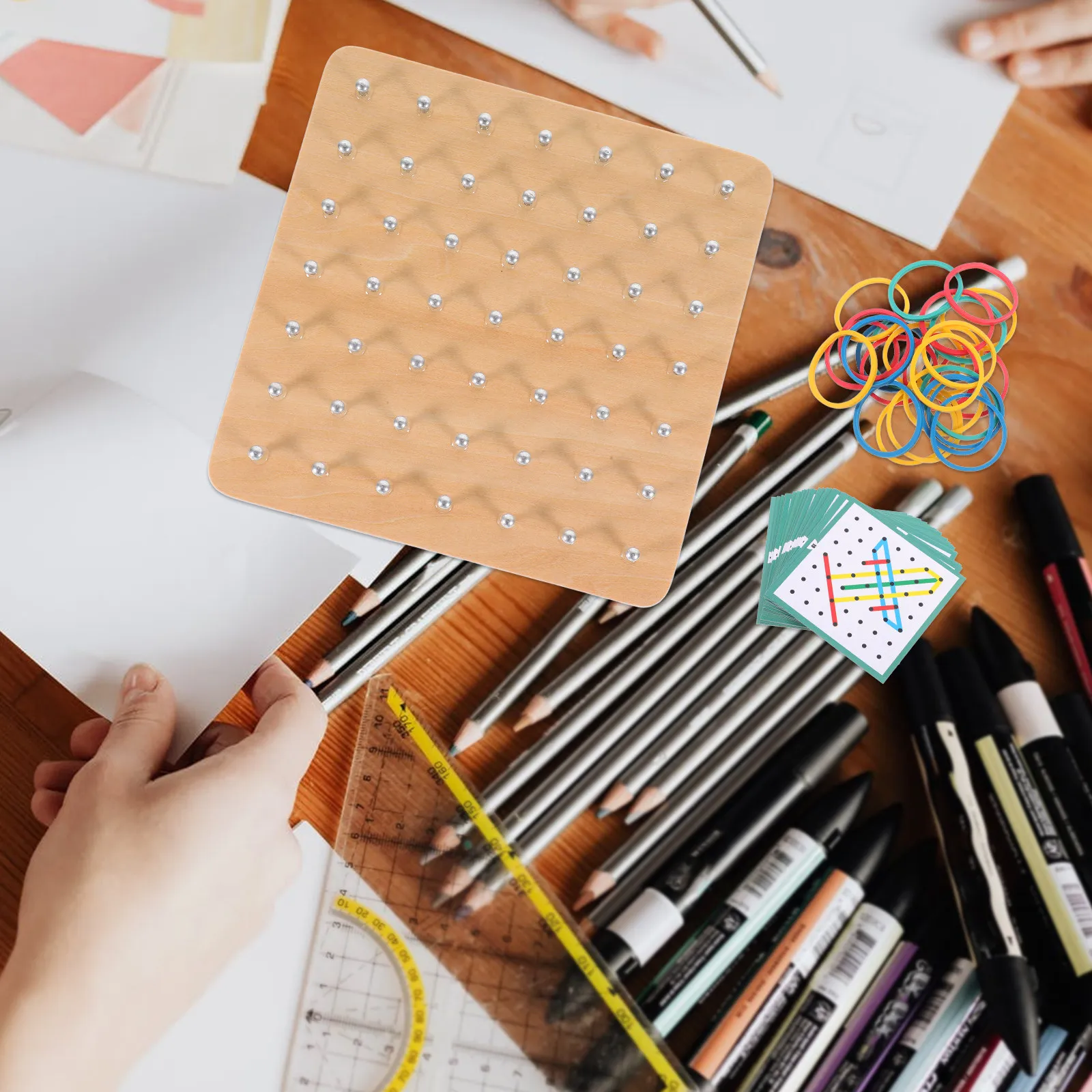 Набор деревянных геобордов для детей: высококачественное исполнение, гладкая поверхность без заусенцев, безопасный обучающий инструмент для создания фигур, развивающая игра с гвоздиками
Набор деревянных геобордов для детей: высококачественное исполнение, гладкая поверхность без заусенцев, безопасный обучающий инструмент для создания фигур, развивающая игра с гвоздиками