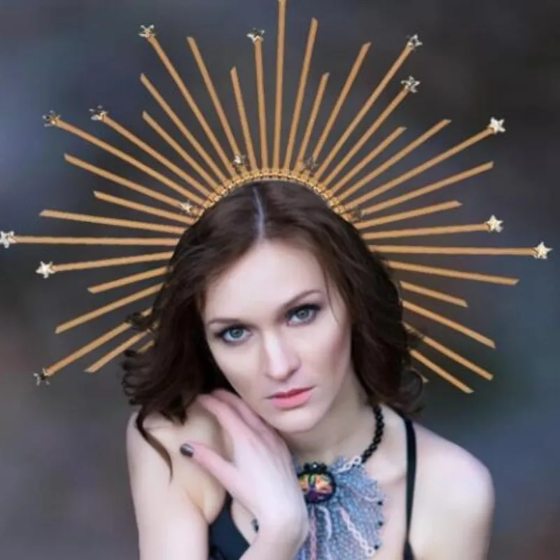 1PCS/ Crystal Goddess Halo Headband - Each Spike Adorned with Star Charm for Gothic Cosplay (Trending 2025 Hair Accessories)
1PCS/ Crystal Goddess Halo Headband - Each Spike Adorned with Star Charm for Gothic Cosplay (Trending 2025 Hair Accessories)