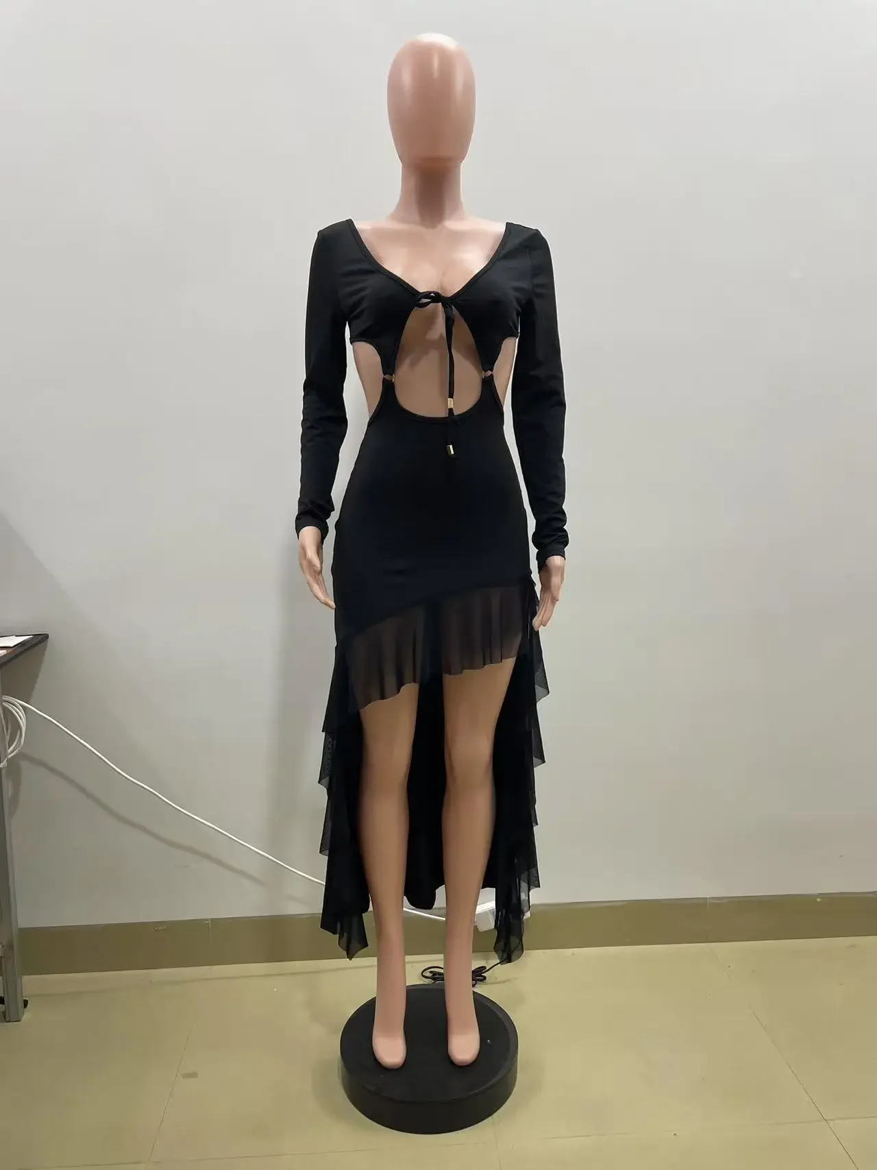 Black Elegant Long Sleeved Bodycon Slim Party Dress with Ruffled Slit Sexy Hollow Out Long Dress Women Ruffle Irregular Dresses 
Black Elegant Long Sleeved Bodycon Slim Party Dress with Ruffled Slit Sexy Hollow Out Long Dress Women Ruffle Irregular Dresses