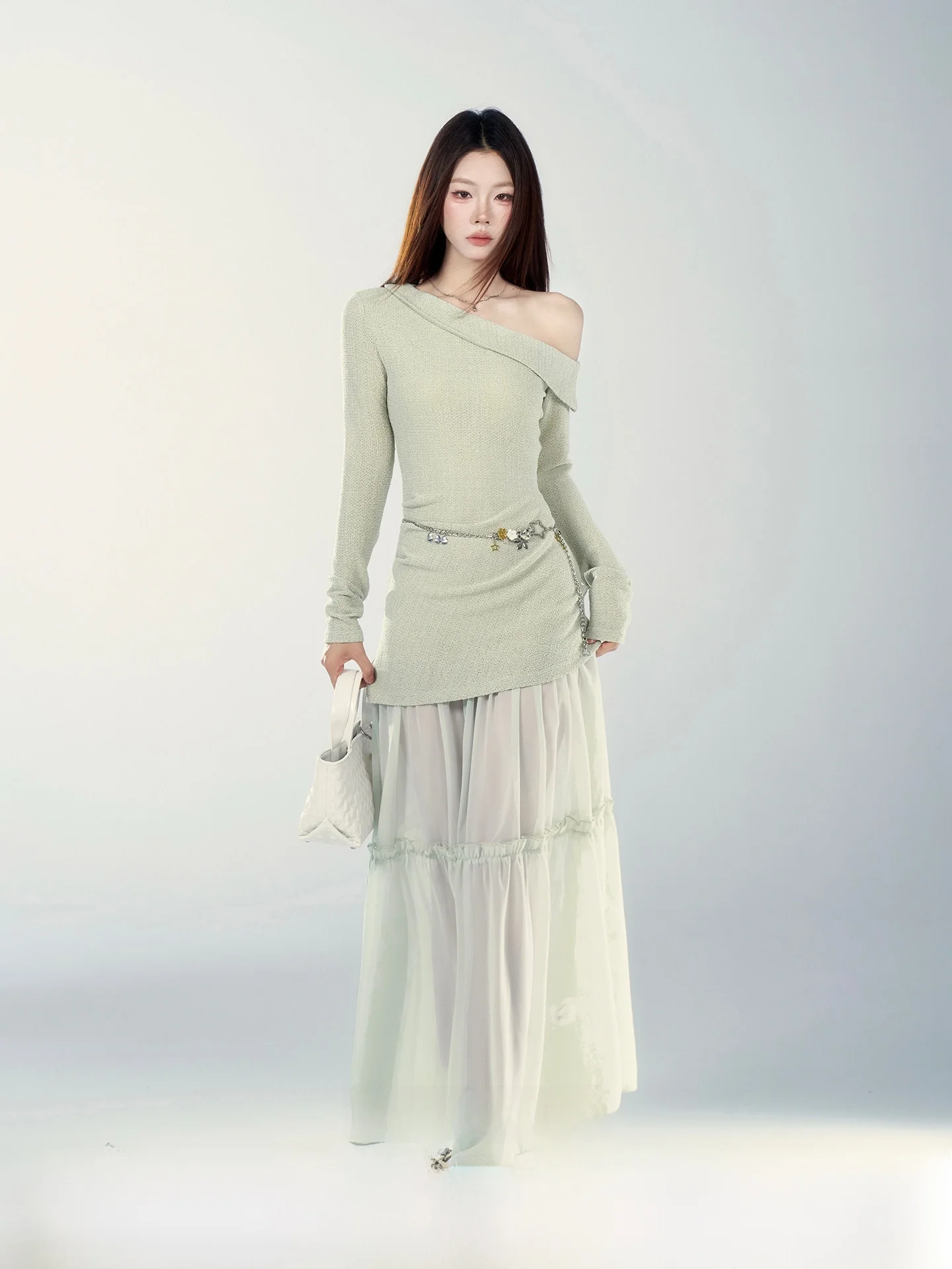 Новинка весенней коллекции: женское платье с длинным рукавом, юбка А-силуэта с высокой талией, корейская версия, имитация двух частей, цвет Wild Stberry
Новинка весенней коллекции: женское платье с длинным рукавом, юбка А-силуэта с высокой талией, корейская версия, имитация двух частей, цвет Wild Stberry