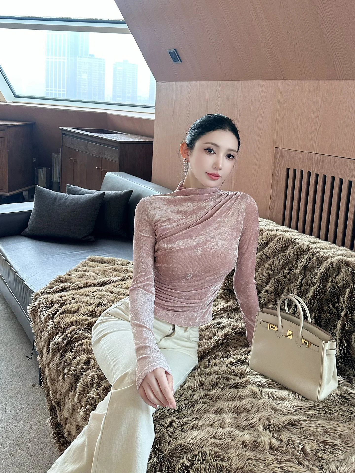 Pink Floing Net Folded Women's Top High-End Feel f High Collar Long Sve Base irt T-irt Casual Sle Daily Wear
Pink Floing Net Folded Women's Top High-End Feel f High Collar Long Sve Base irt T-irt Casual Sle Daily Wear